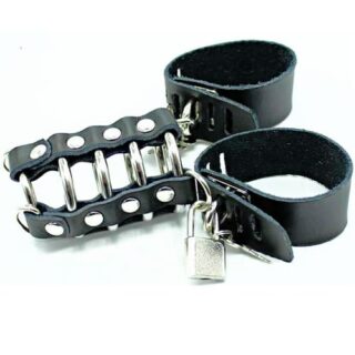 Jaula para el pene con anillas metalicas y correas