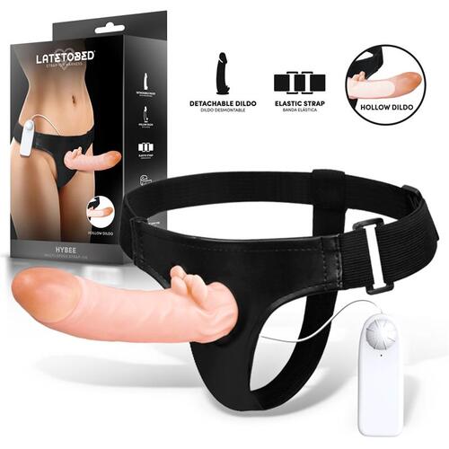 Arnes con dildo realista hueco Hybee